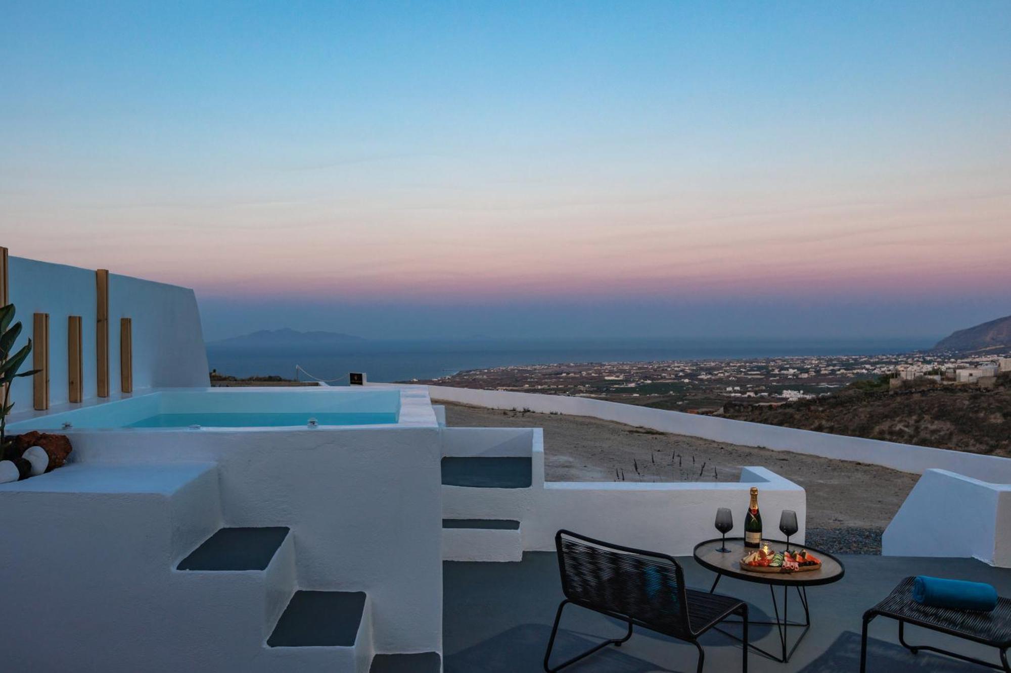 Lackos Luxury Suites Imerovigli  Bagian luar foto